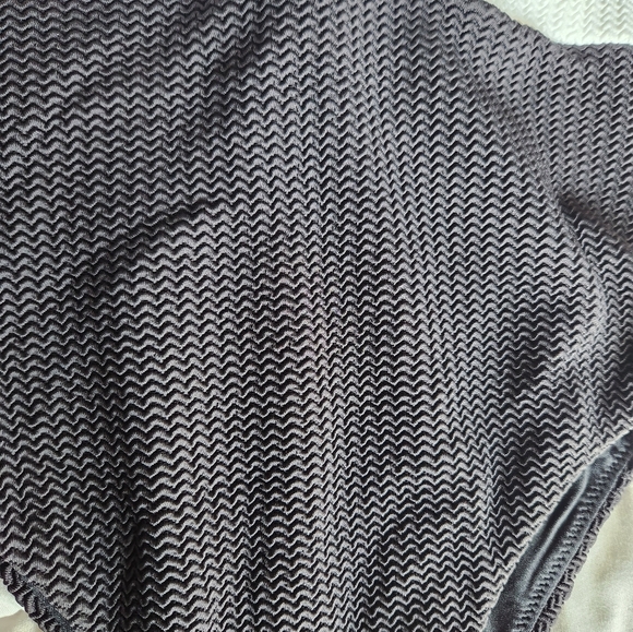 Seafolly Australia Slice Of Splice Deep V Neck One Piece Size US 4 NWT - Picture 7 of 13